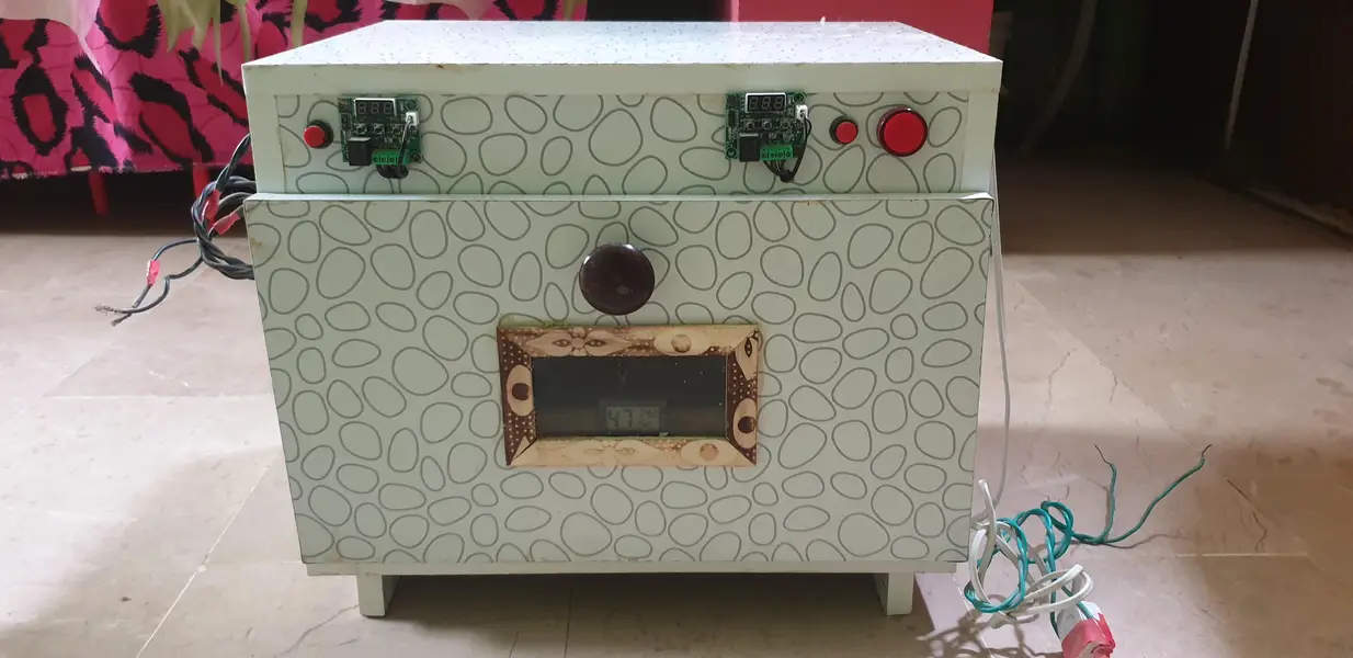 incubator AC DC SYSTEM urgent for sale