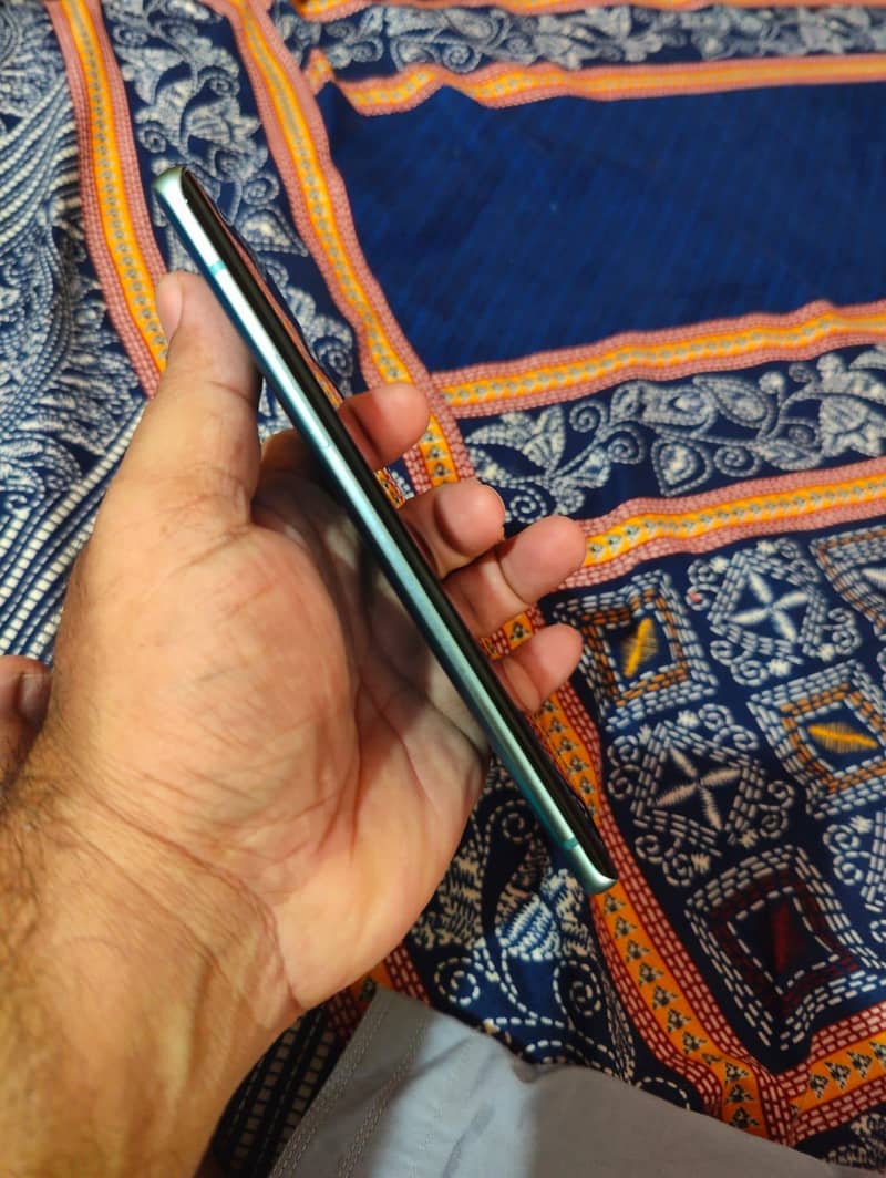 One Plus 8 Pro 6