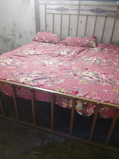 king size bed