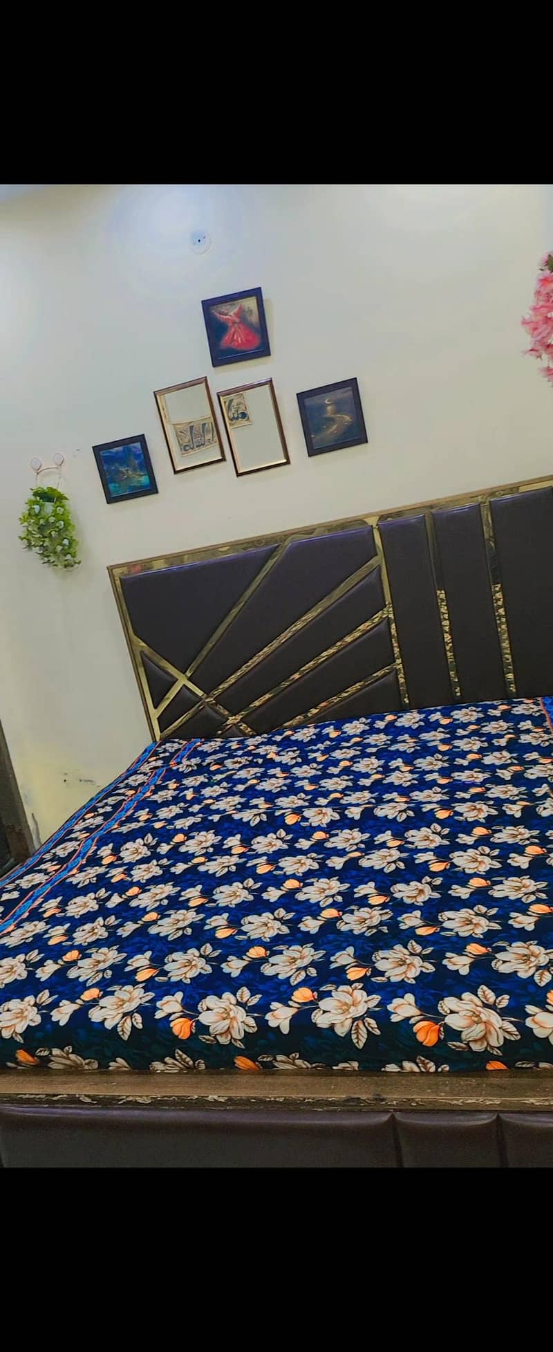 bed set with side table and dressing 1