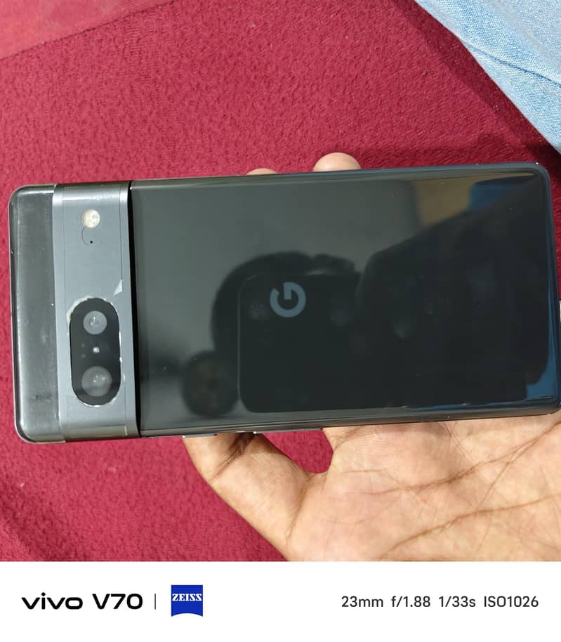 Google Pixel 7 4