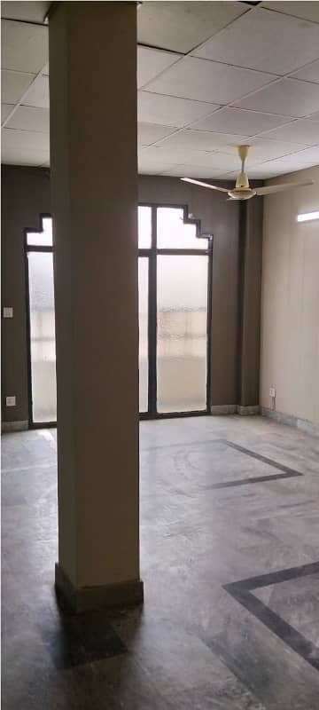 Brand New Office Area 920 Square Feet Available For Rent In Gulberg 3 Lahore
