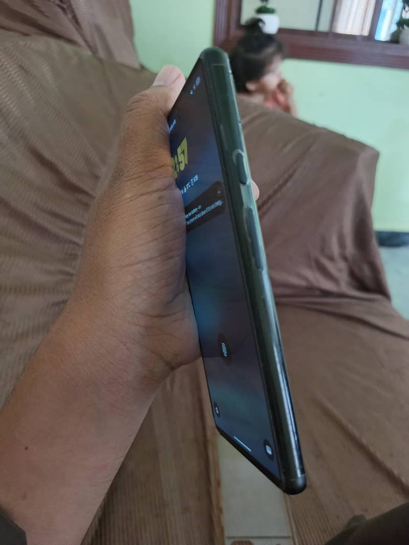Google Pixel 6a 4