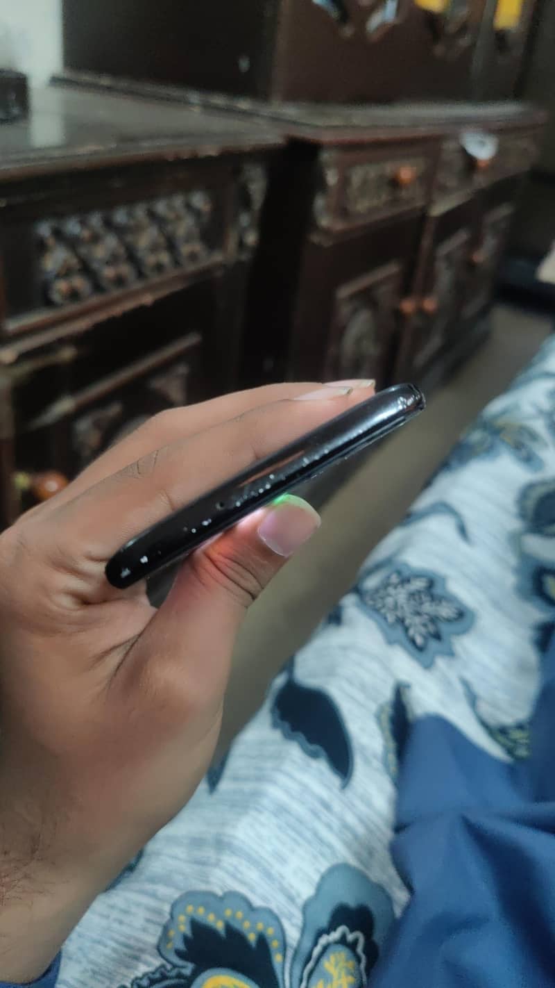 One Plus 6T 3