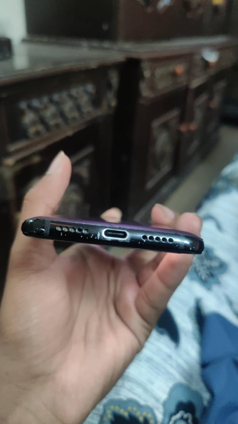 One Plus 6T 4