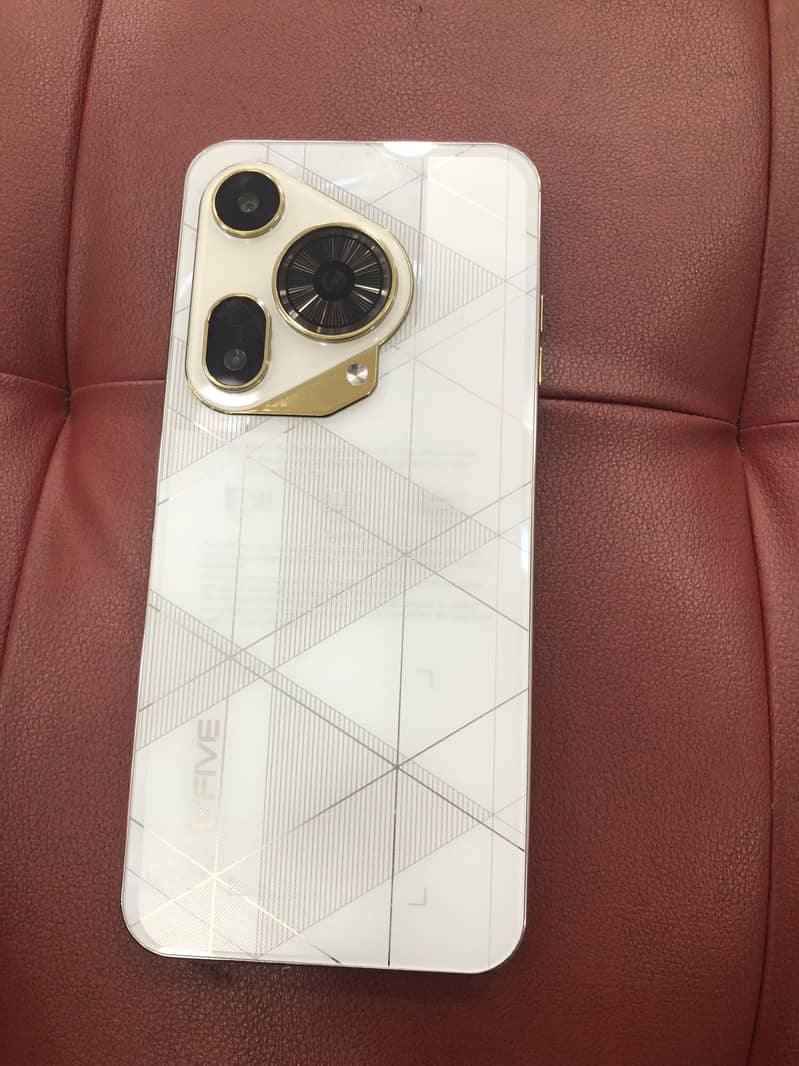 G five Note 25 0
