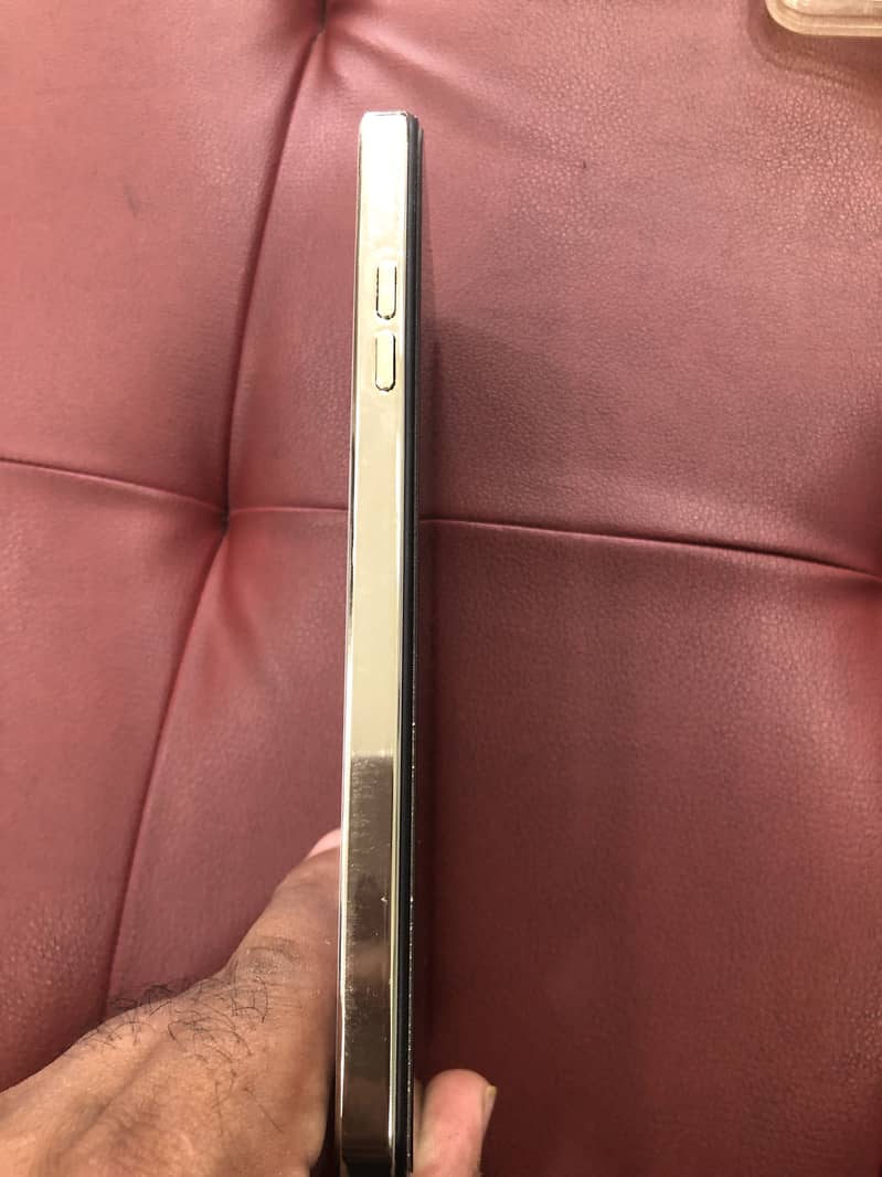 G five Note 25 2