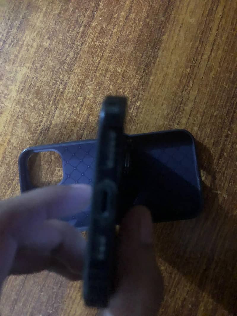 iphone 14jv 1