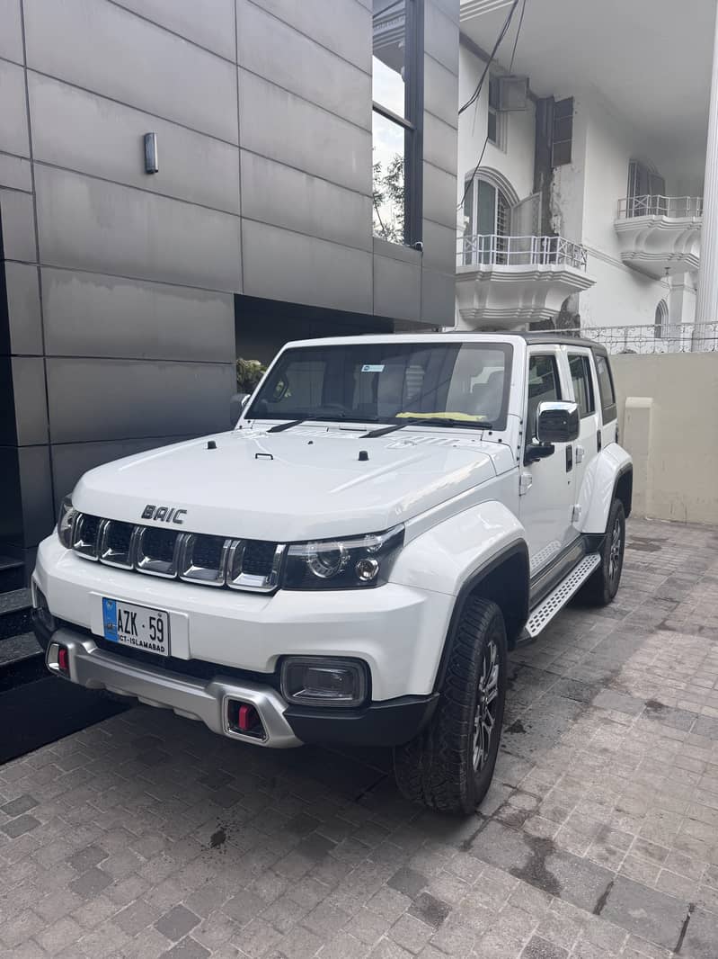 BAIC BJ40 Plus 2022 1
