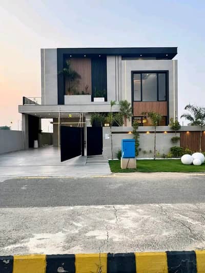 1 Kanal Brand New Luxury Furnished House for Rent in a Prime Location of Bahria Town, Lahore.