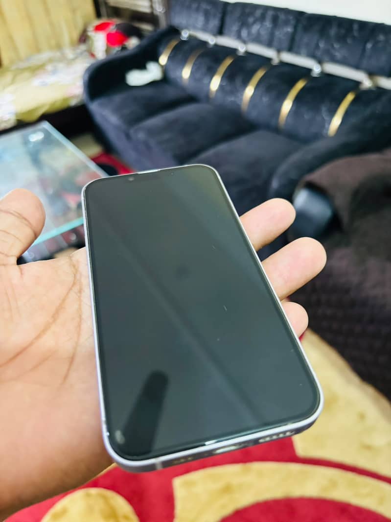 Apple iPhone 14 7