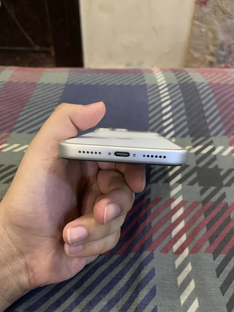 Apple iPhone 17 Pro Max 2