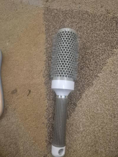 rooling hair brush