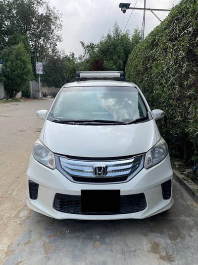 Honda Freed 2012 first owner excellent condition