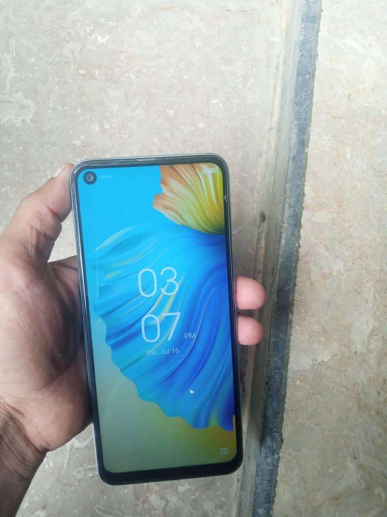 Tecno CAMON 17 6