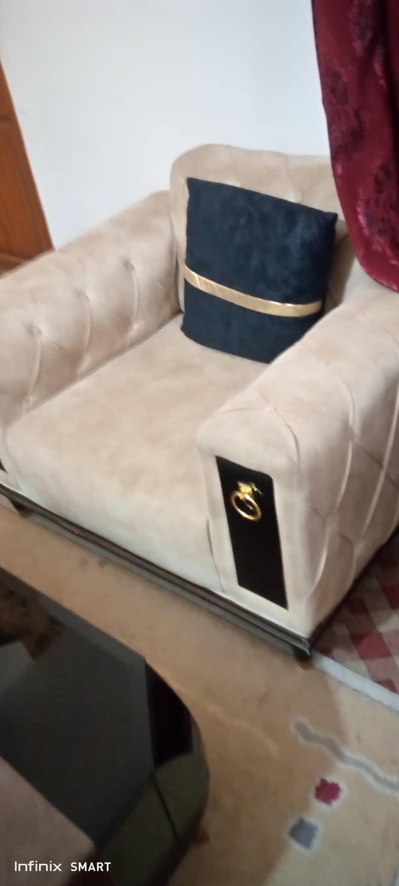 Sofas for sale with table 2