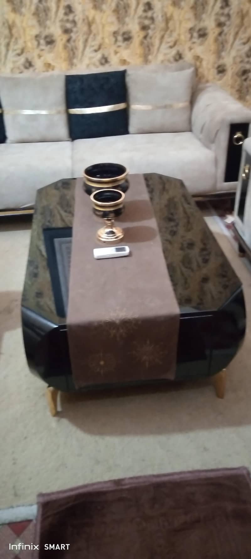 Sofas for sale with table 7