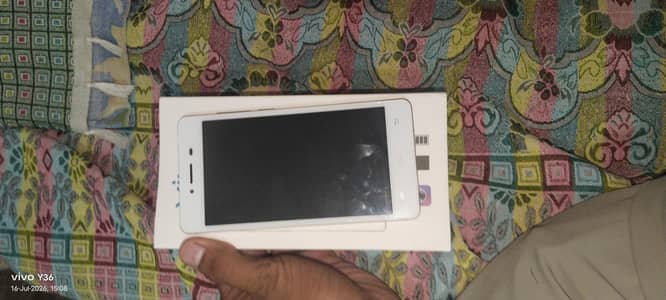 Vivo Y51