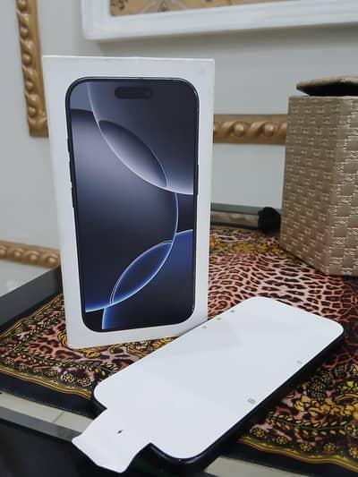 Apple iPhone 16 Pro Jv