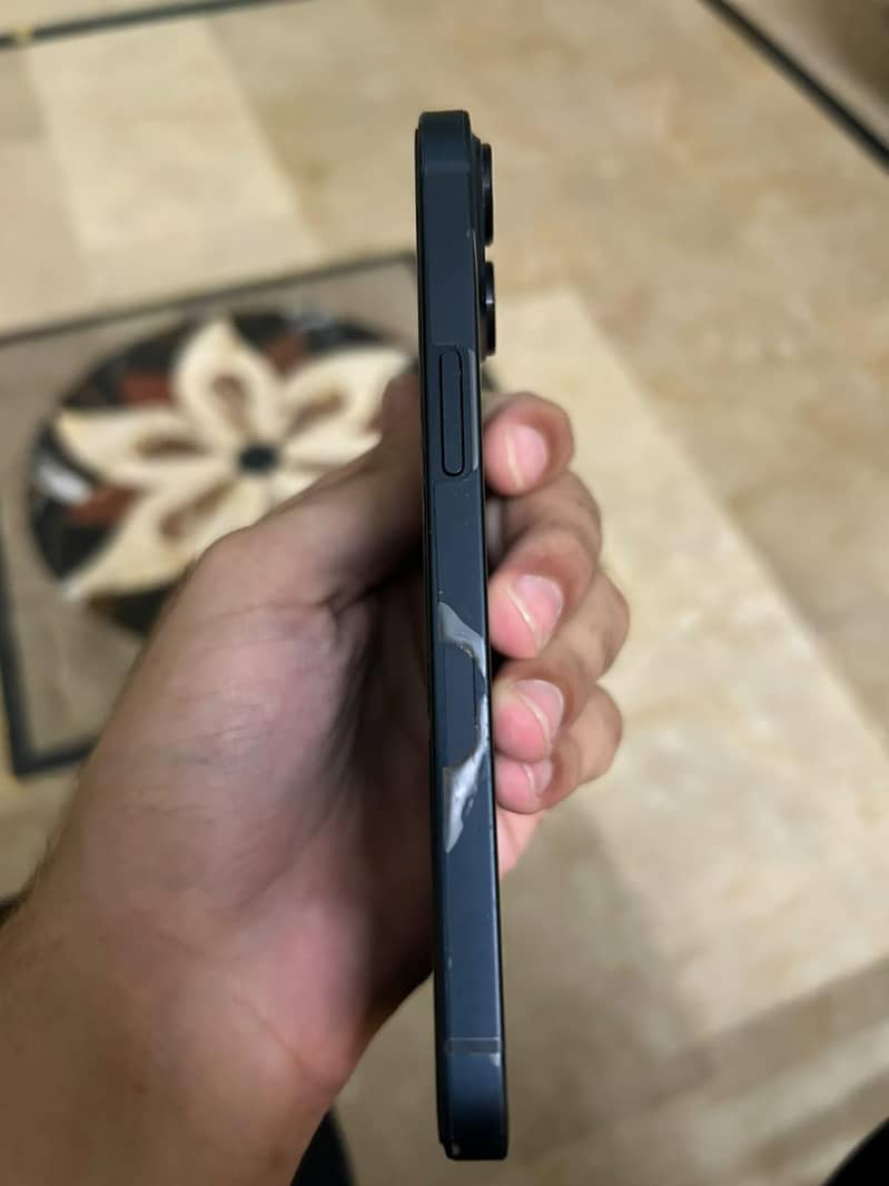 Apple iPhone 13 mini 3