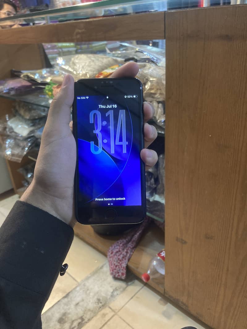 Apple iPhone SE 3