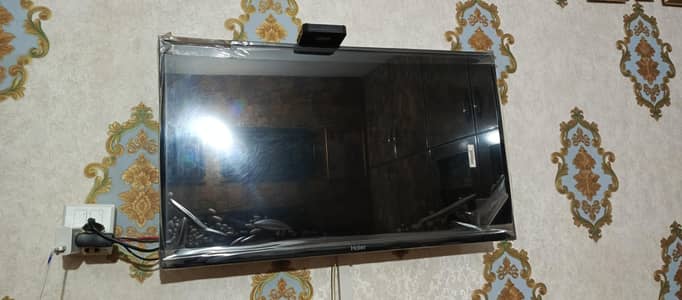 "32" inch Led+internet device