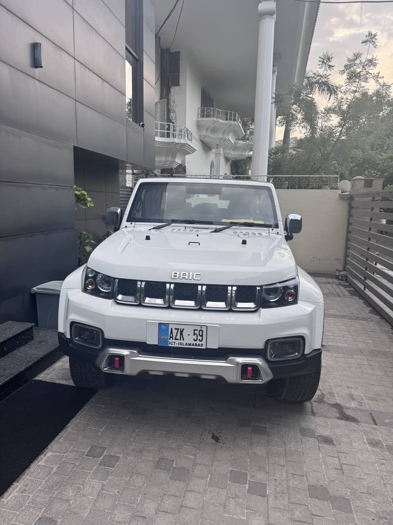 BAIC BJ40 Plus 2022 8