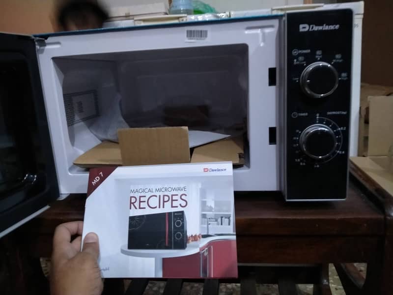 Dawlance Microwave 3