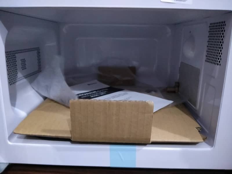 Dawlance Microwave 4