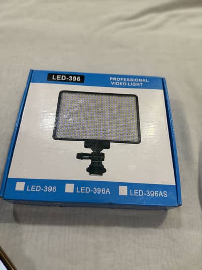 LED-396 Professional Video Light Brand New Box Pack for Camera