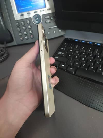 Realme note 70