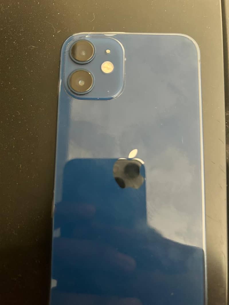 Apple iPhone 12 mini 10/10 condition 3
