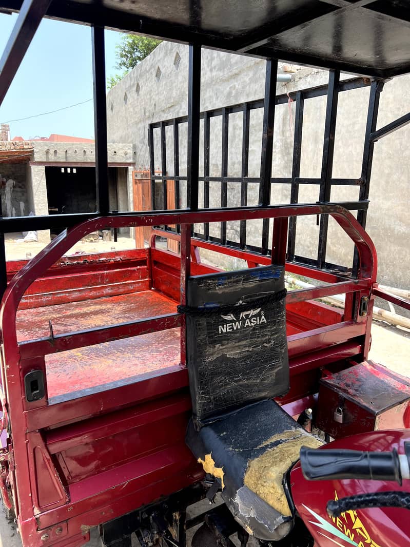 loader rikshaw 10