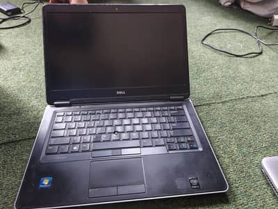 Dell E7440 LATITUDE 8GB/256 SSD WINDOW 10 PRO GENERATION 40TH