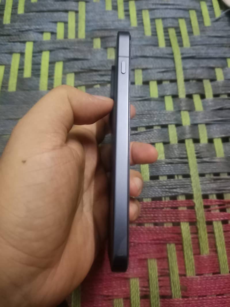 One Plus 13s 2