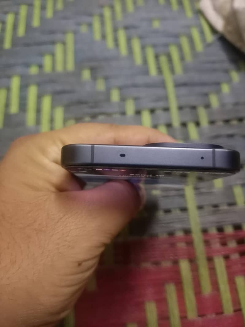 One Plus 13s 3