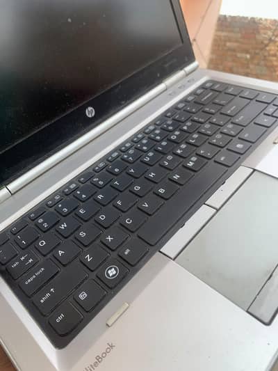 HP laptop elite book