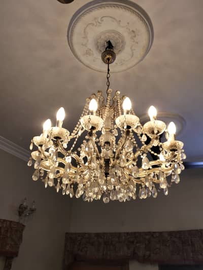 One fanoos set with four side light
