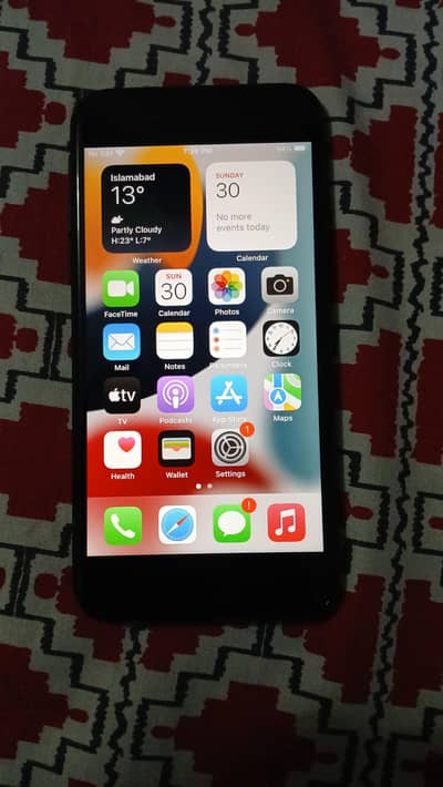 Apple iPhone 7