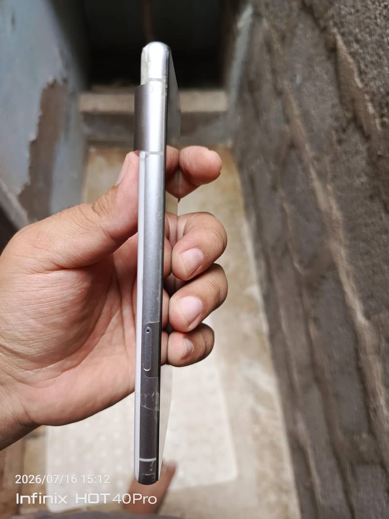 Google Pixel 7 3