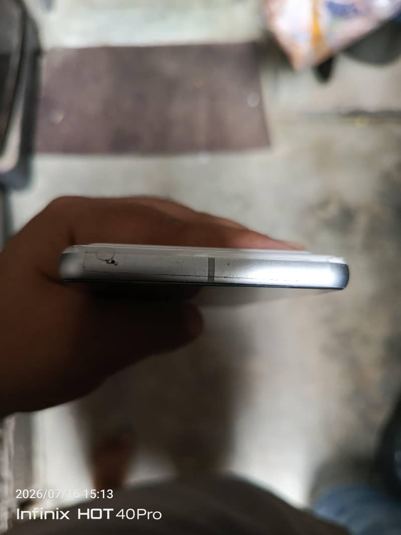 Google Pixel 7 5