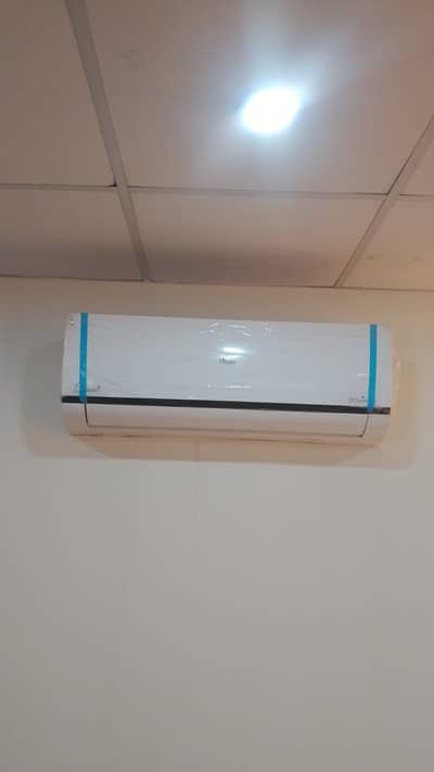 Haier 1.5 Ton Inverter Split AC | Excellent Condition | Energy Saving