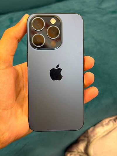 IPHONE 15 PRO JV BRAND NEW 10/10