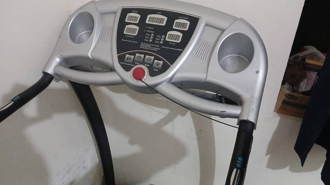 Apollo Treadmill Machine 0