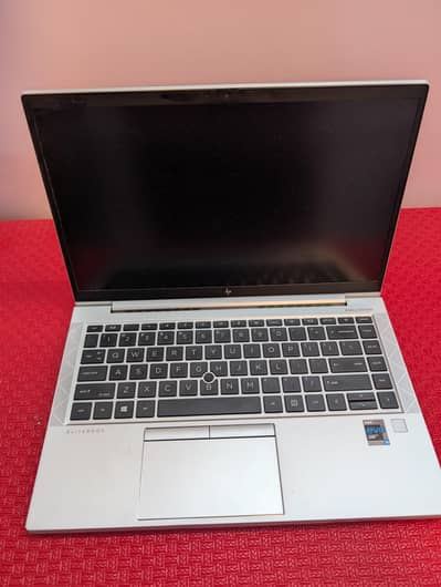 HP ELITEBOOK 840 G8