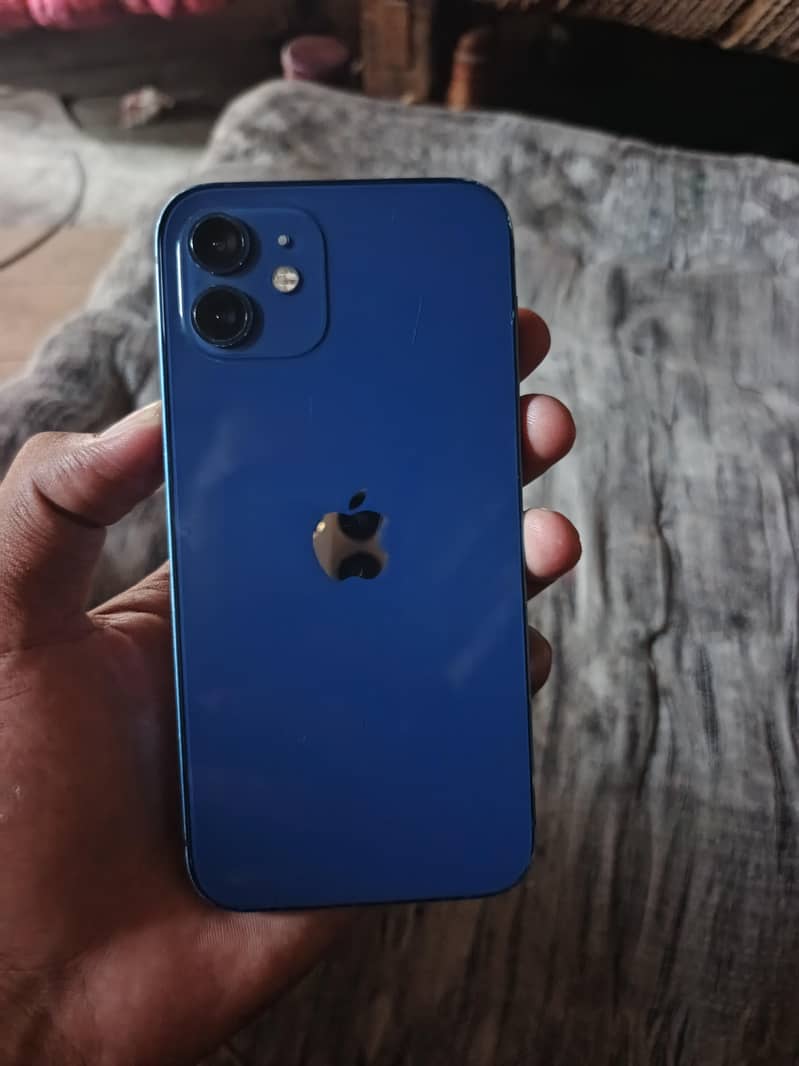 Apple iPhone 12 5