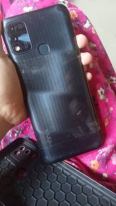 Infinix Hot 11 Play