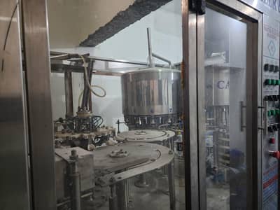 monoblock rotary  10 washing 12 filing and 4 capping machine