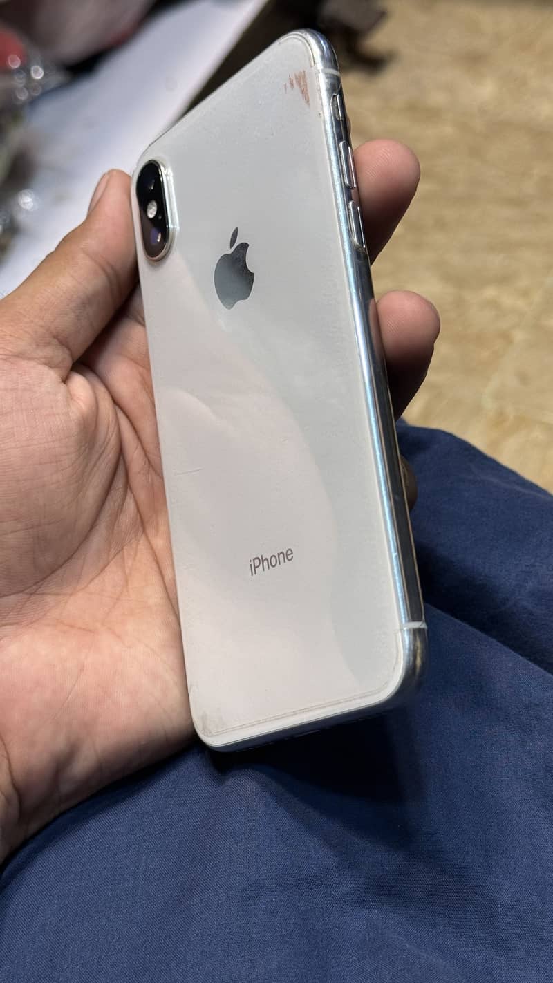 Apple iPhone X 3