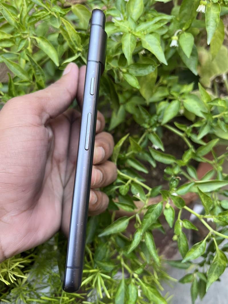 Google Pixel 7 5